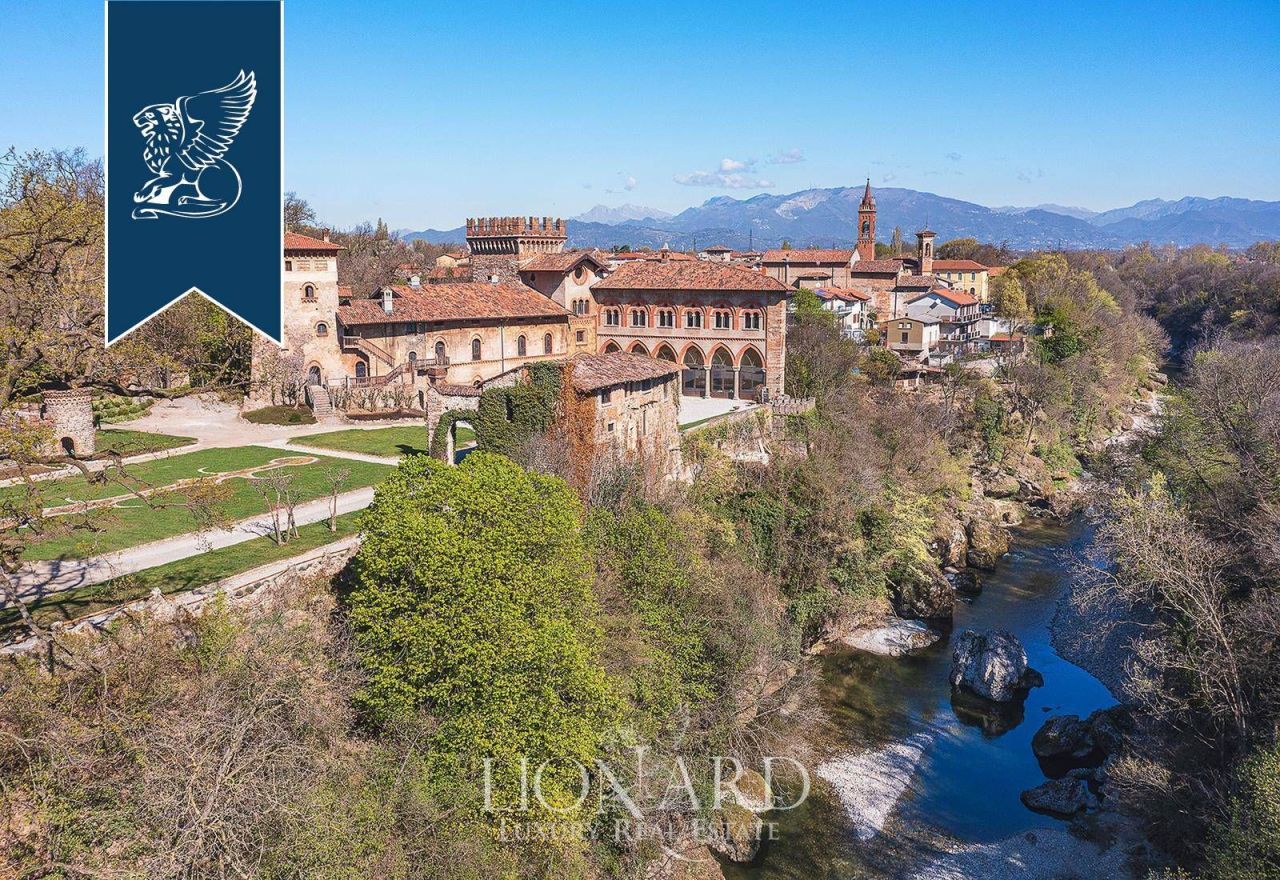 Castello a Bergamo, Italia, 2 200 m² - foto 5