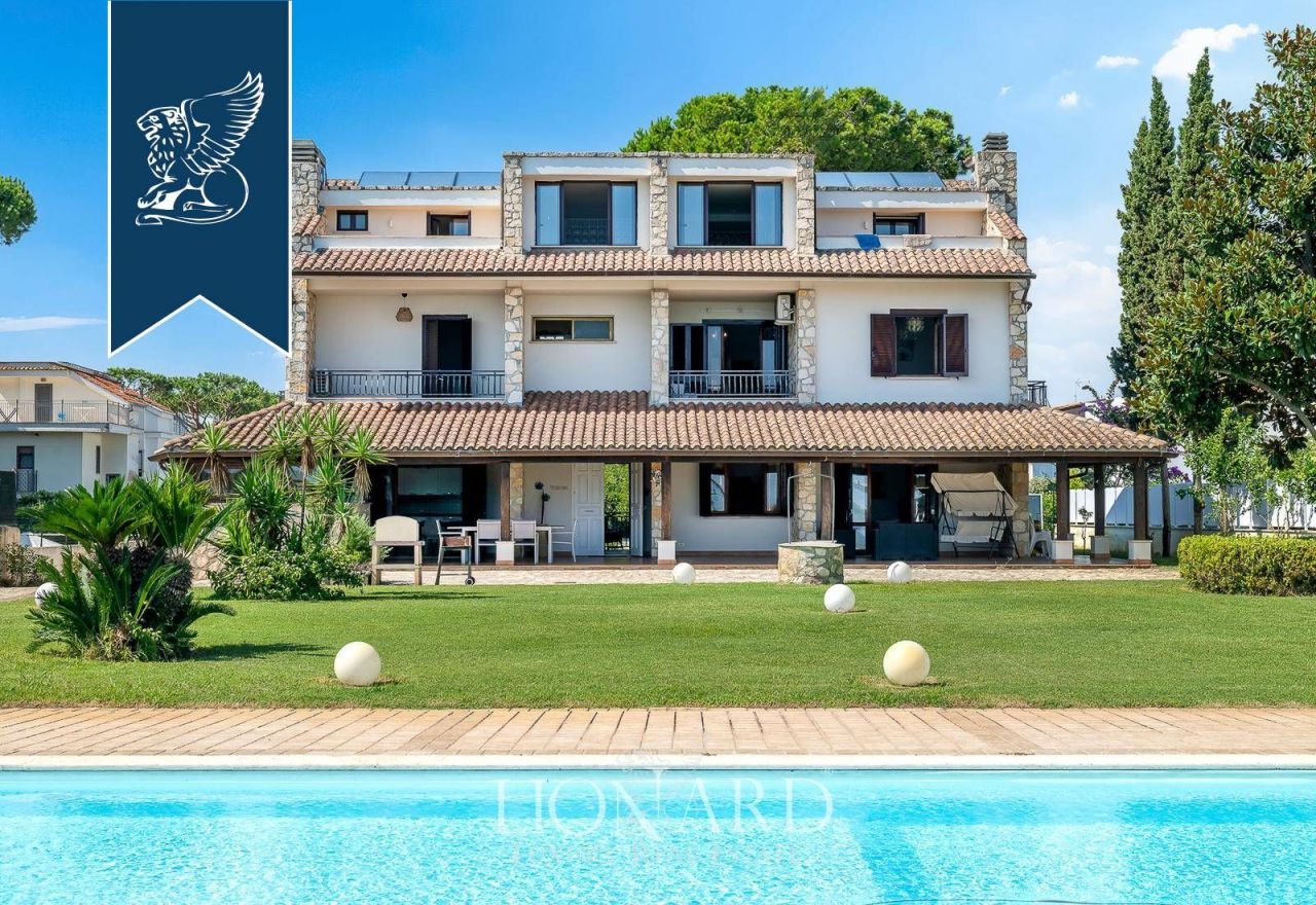 Villa à San Felice Circeo, Italie, 600 m² - image 5