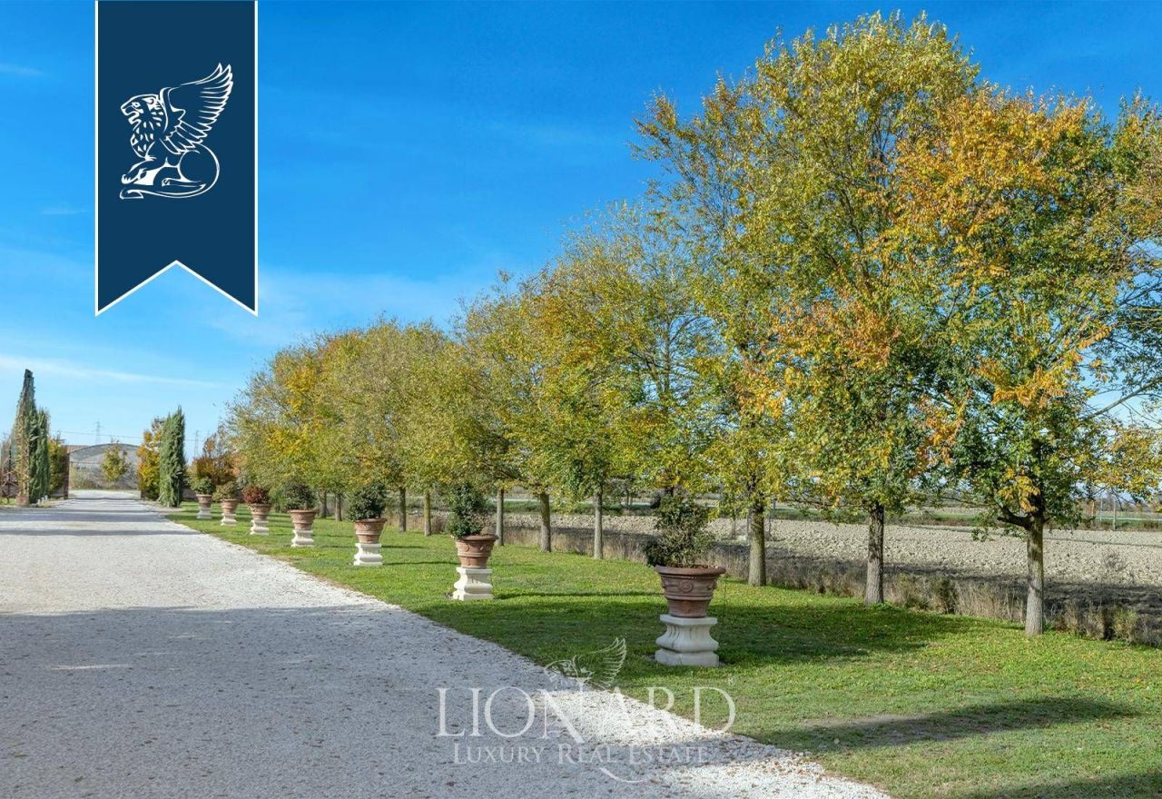 Granja en Rovigo, Italia, 800 m² - imagen 5