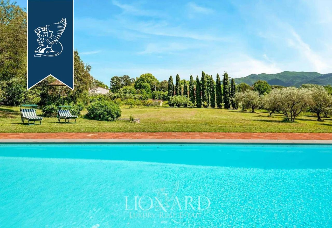Villa in Lucca, Italien, 840 m² - Foto 5