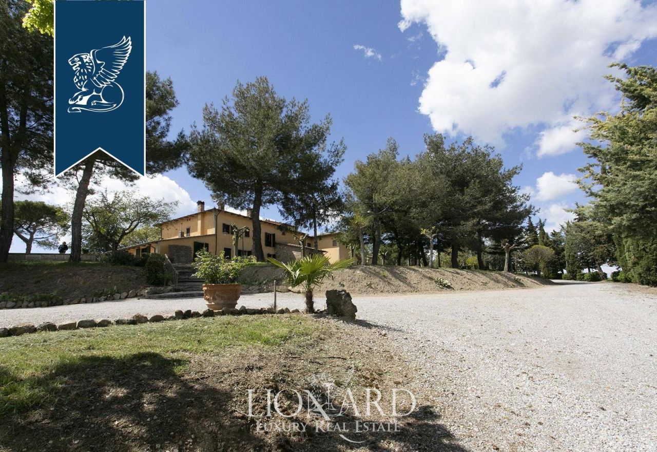 Farm in Montepulciano, Italy, 700 m² - picture 5