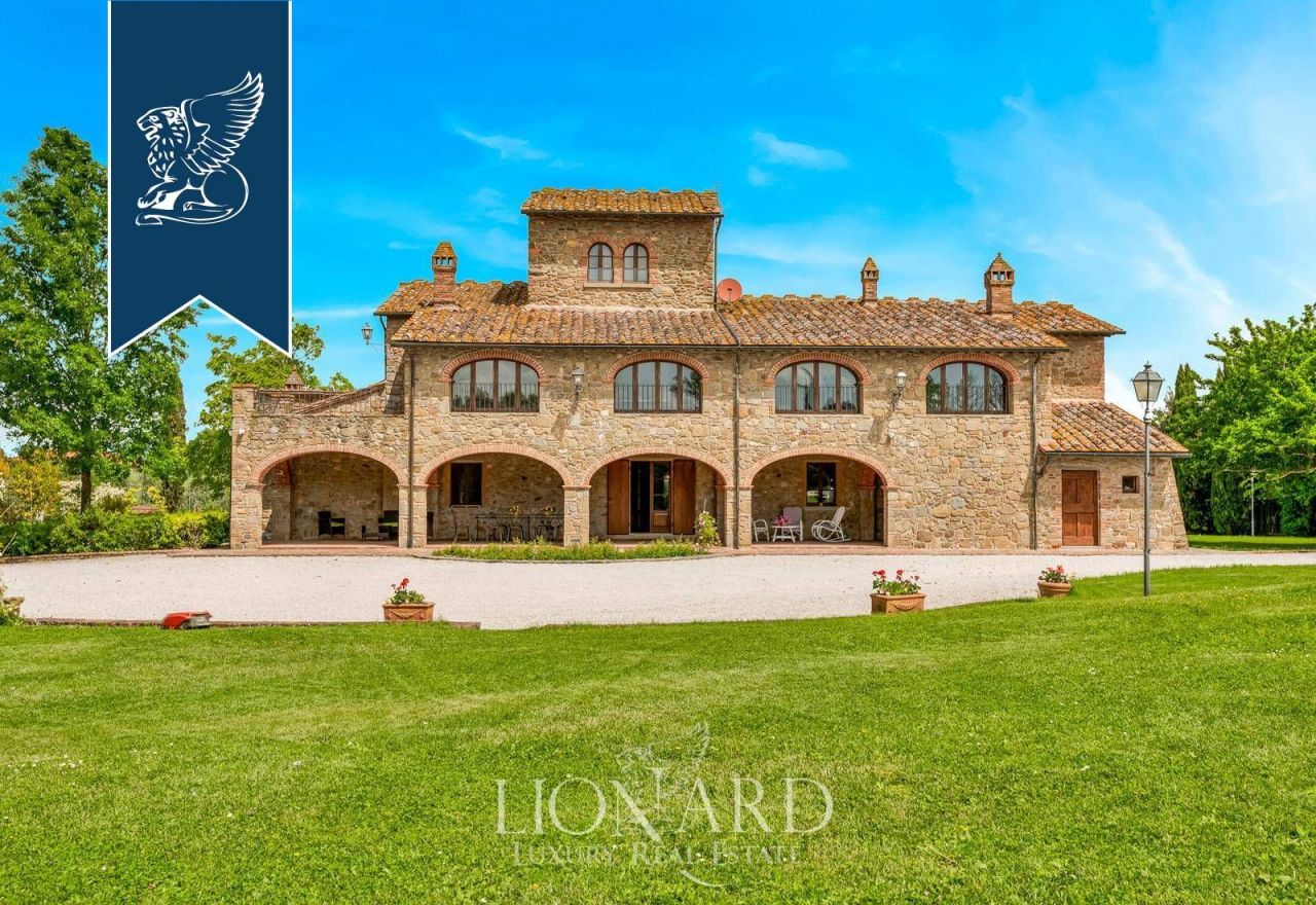 Villa à Lucignano, Italie, 570 m² - image 4