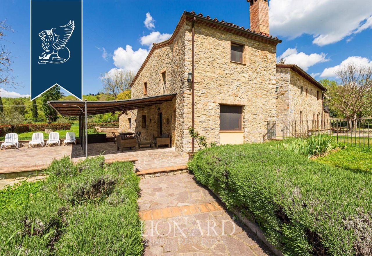 Villa à Sienne, Italie, 550 m² - image 4