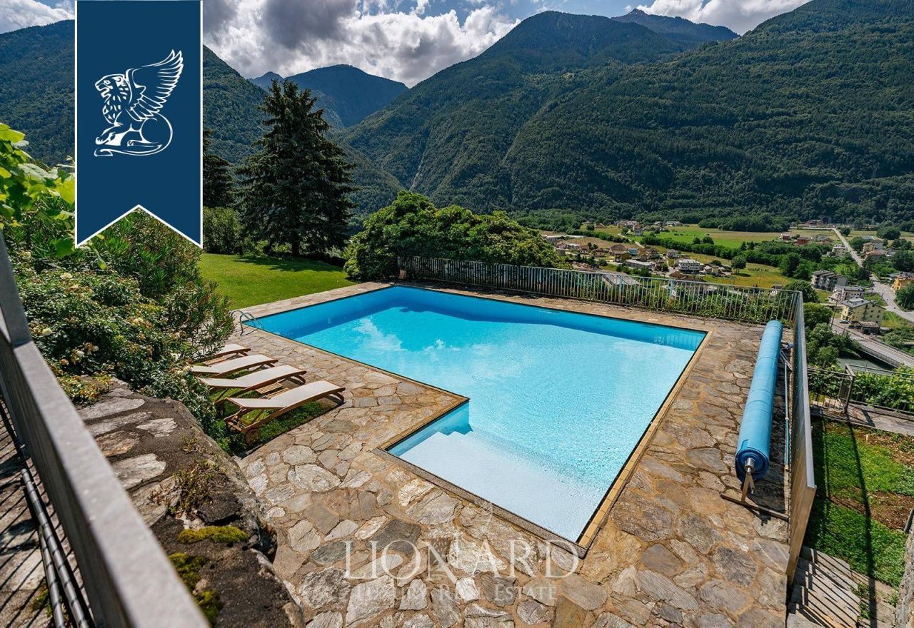 Villa à Sondrio, Italie, 1 050 m² - image 4