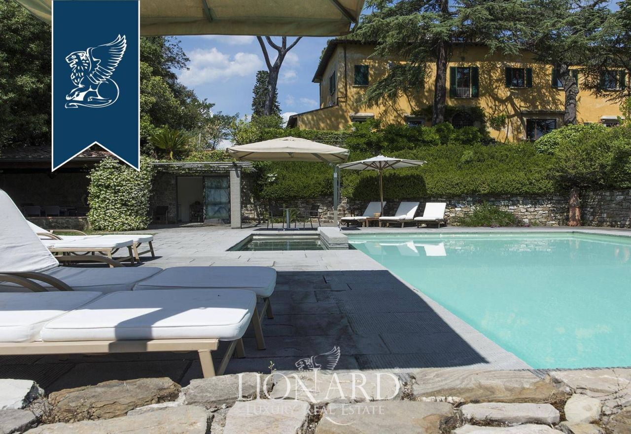 Villa in Florence, Italy, 1 500 m² - picture 4