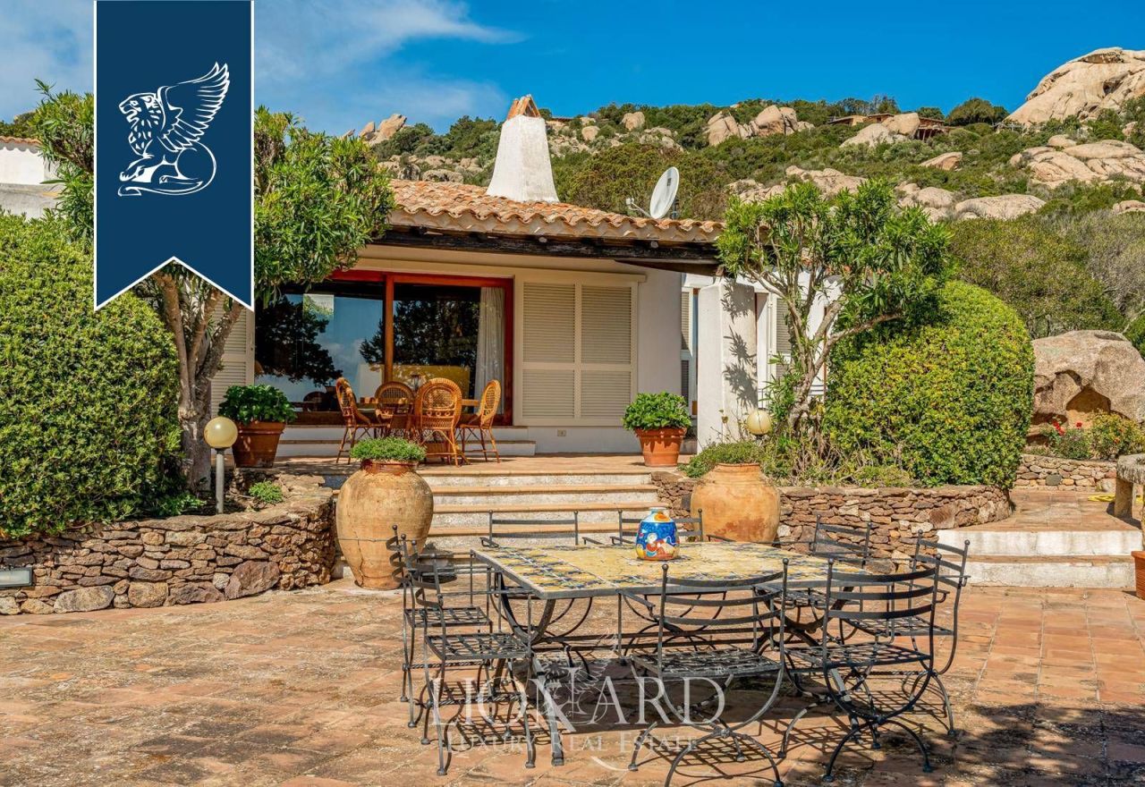 Villa à Palau, Italie, 476 m² - image 4