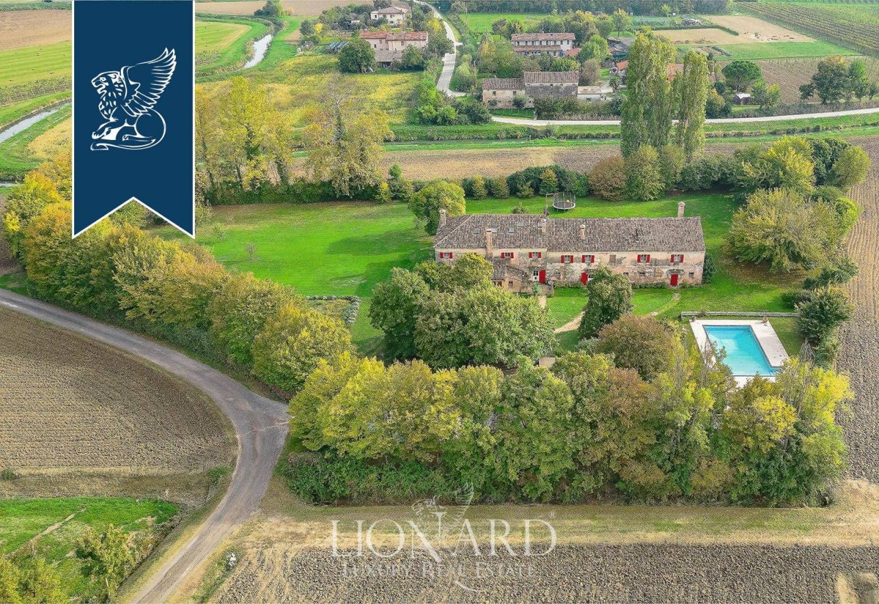 Farm in Treviso, Italy, 900 m² - picture 4