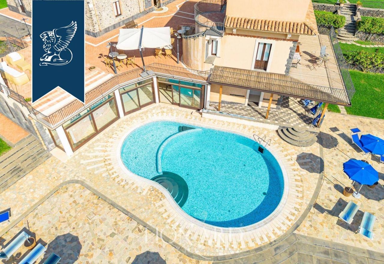 Azienda agricola a Messina, Italia, 1 300 m² - foto 4