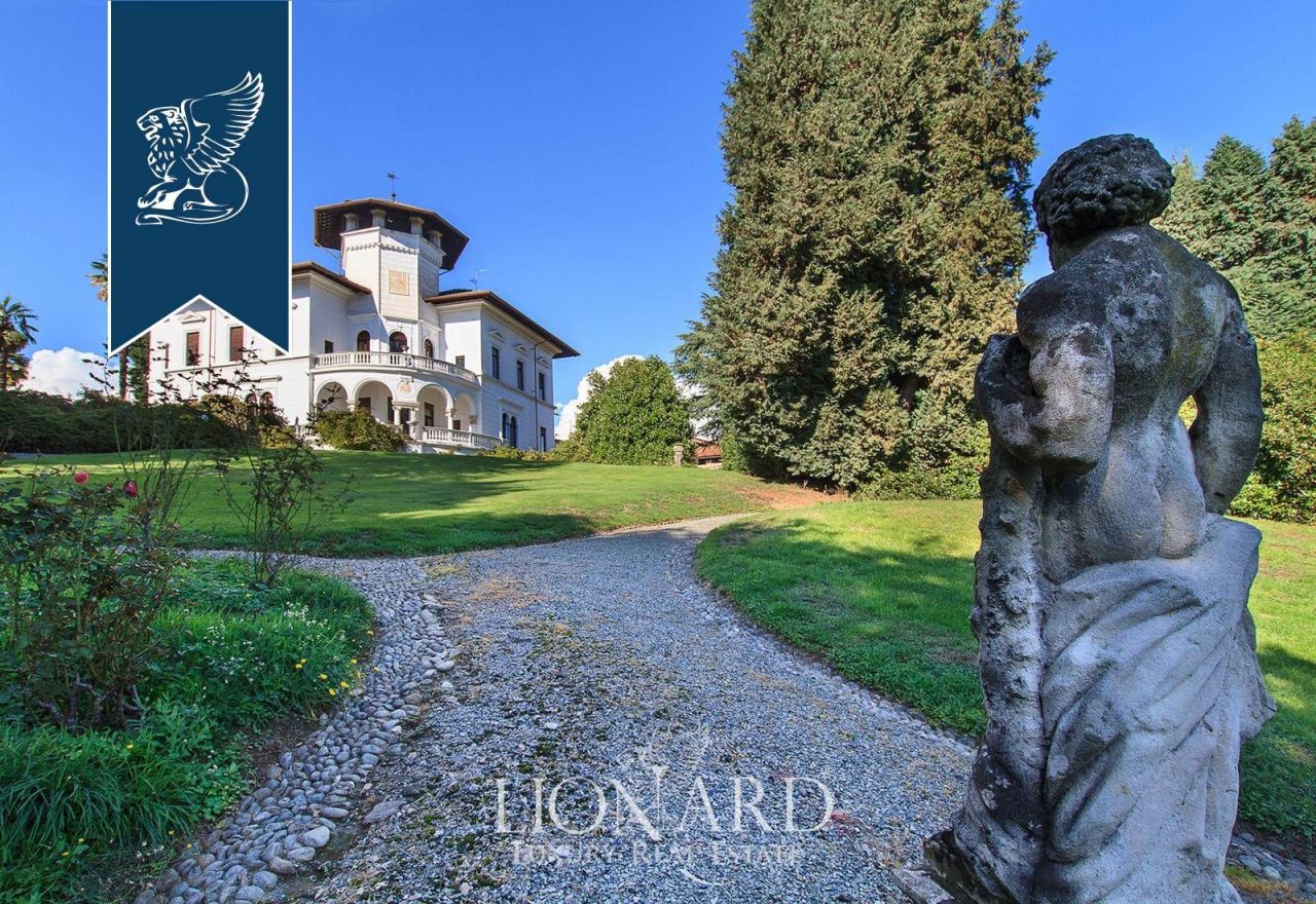 Villa à Biella, Italie, 1 100 m² - image 5