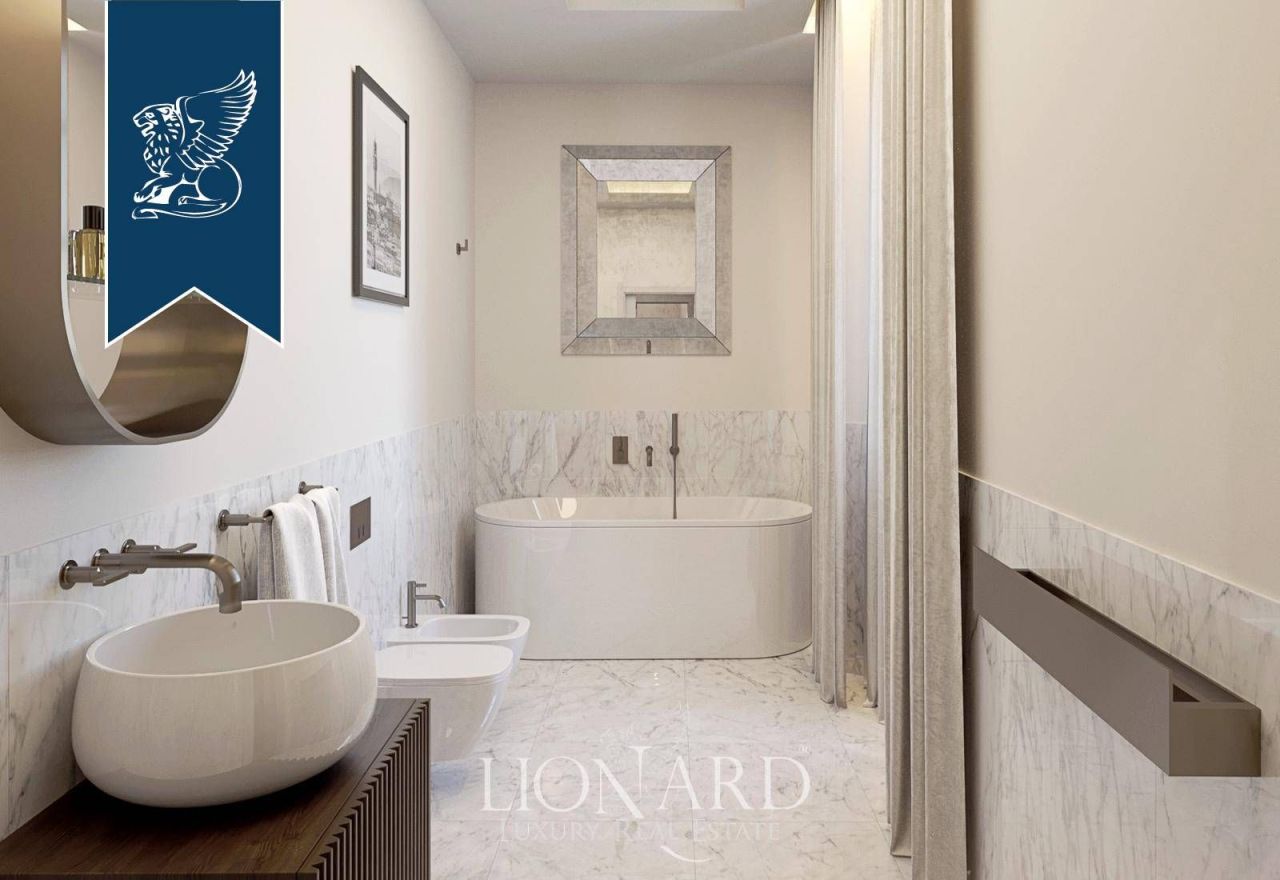 Apartment in Florence, Italy, 147 m² - picture 4