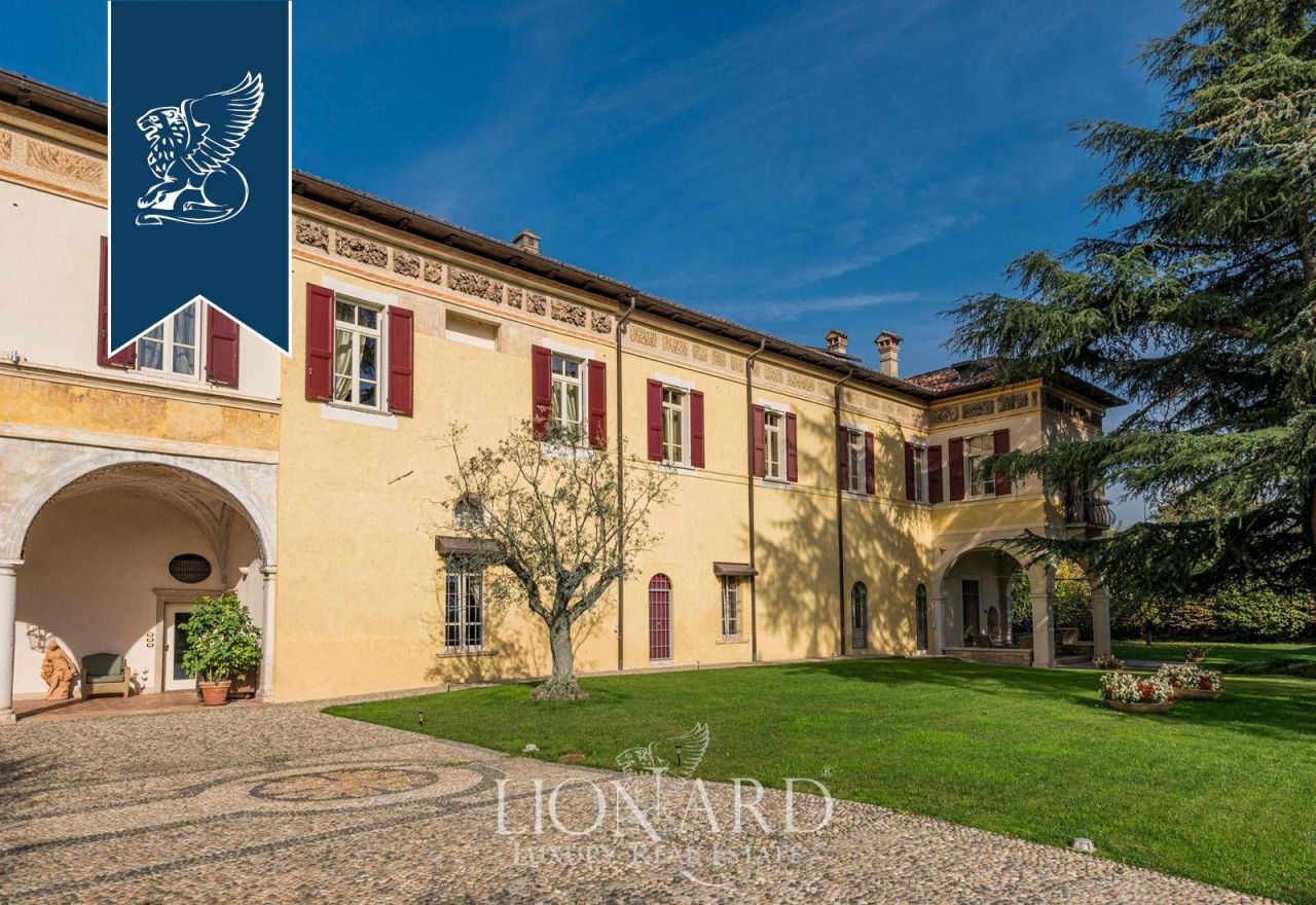 Casa a Brescia, Italia, 1 850 m² - foto 4