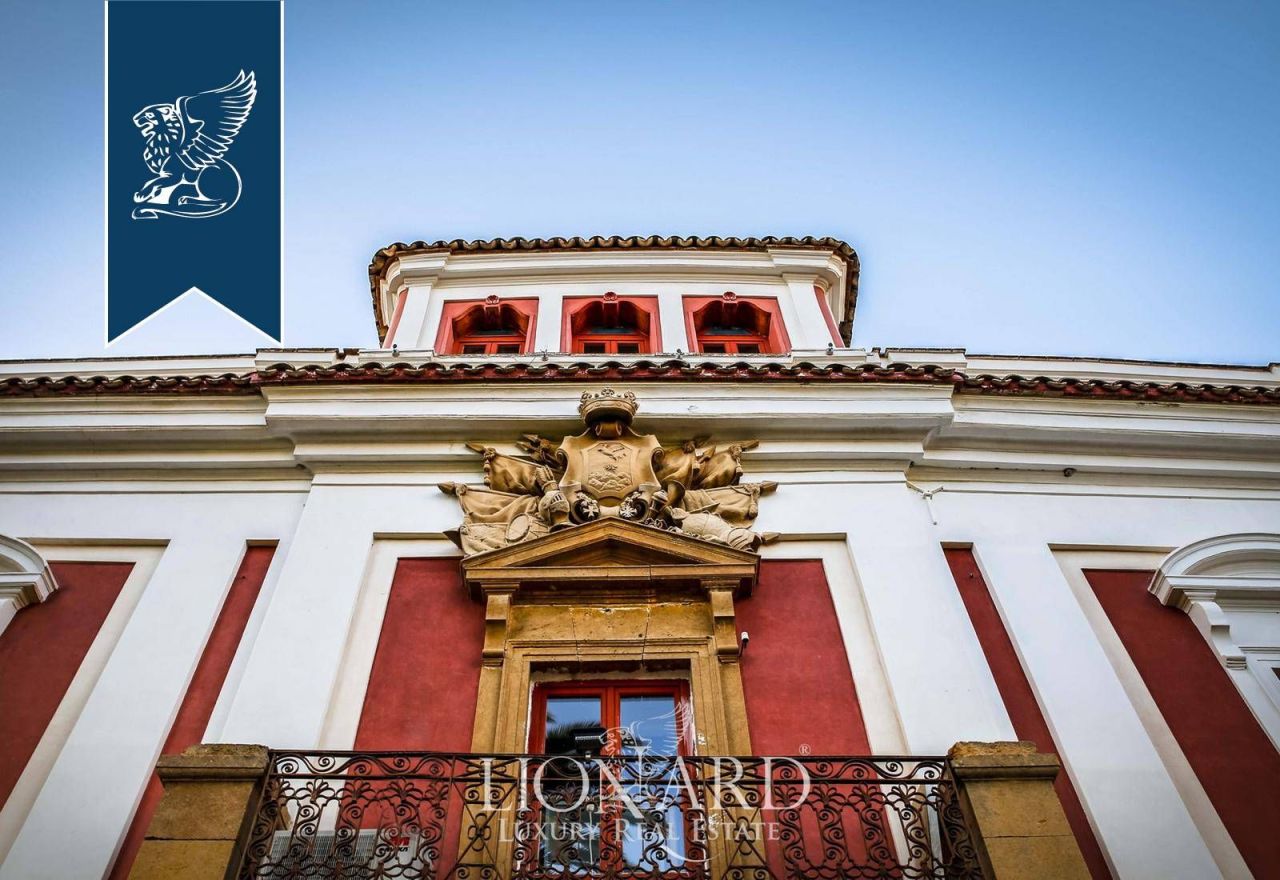 Villa a Caltanissetta, Italia, 1 700 m² - foto 4