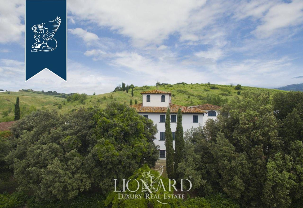 Villa ad Arezzo, Italia, 3 000 m² - foto 5