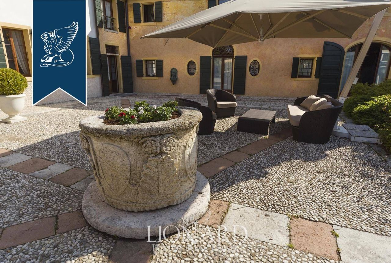 Villa a Treviso, Italia, 800 m² - foto 4