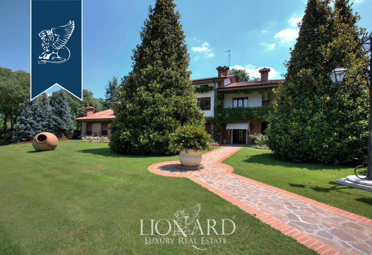 Villa a Mantova, Italia, 1 000 m² - foto 4