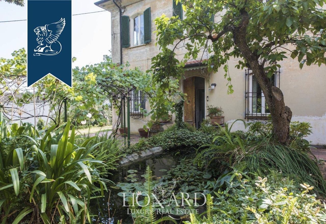 Villa in La Spezia, Italy, 600 m² - picture 4