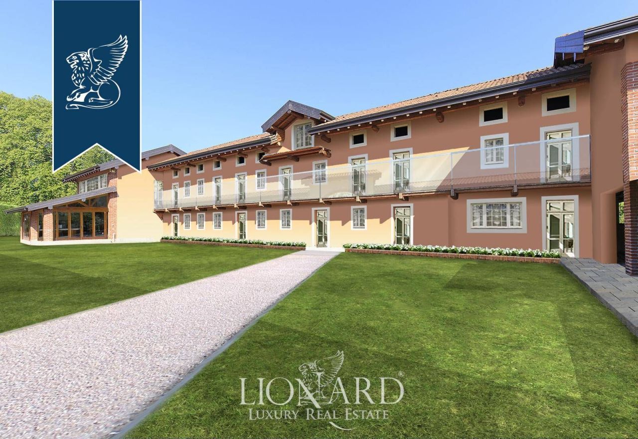 Villa in Novara, Italy, 2 100 m² - picture 4