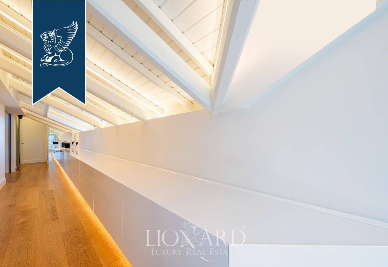 Apartment in Como, Italy, 239 m² - picture 6