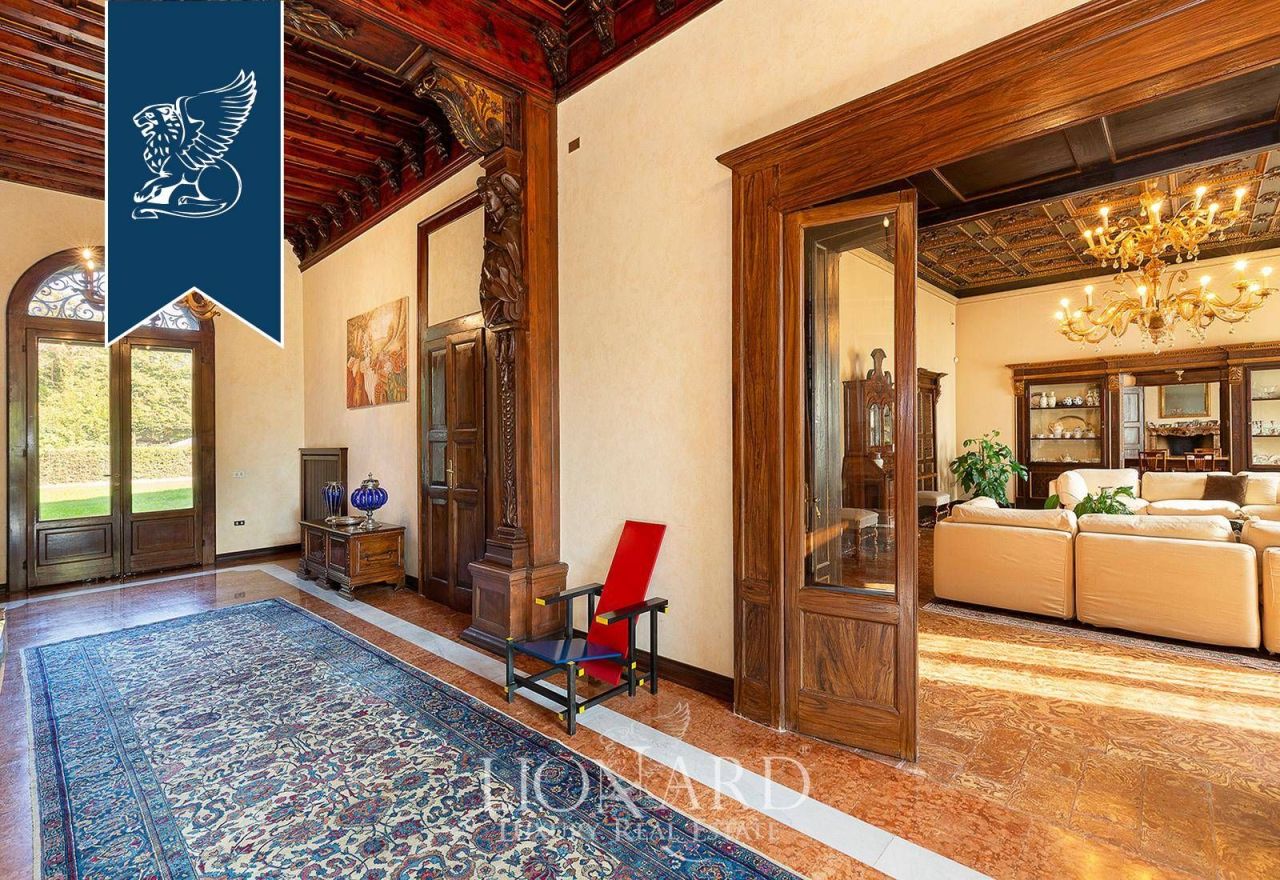 Villa in Cremona, Italy, 1 850 m² - picture 6