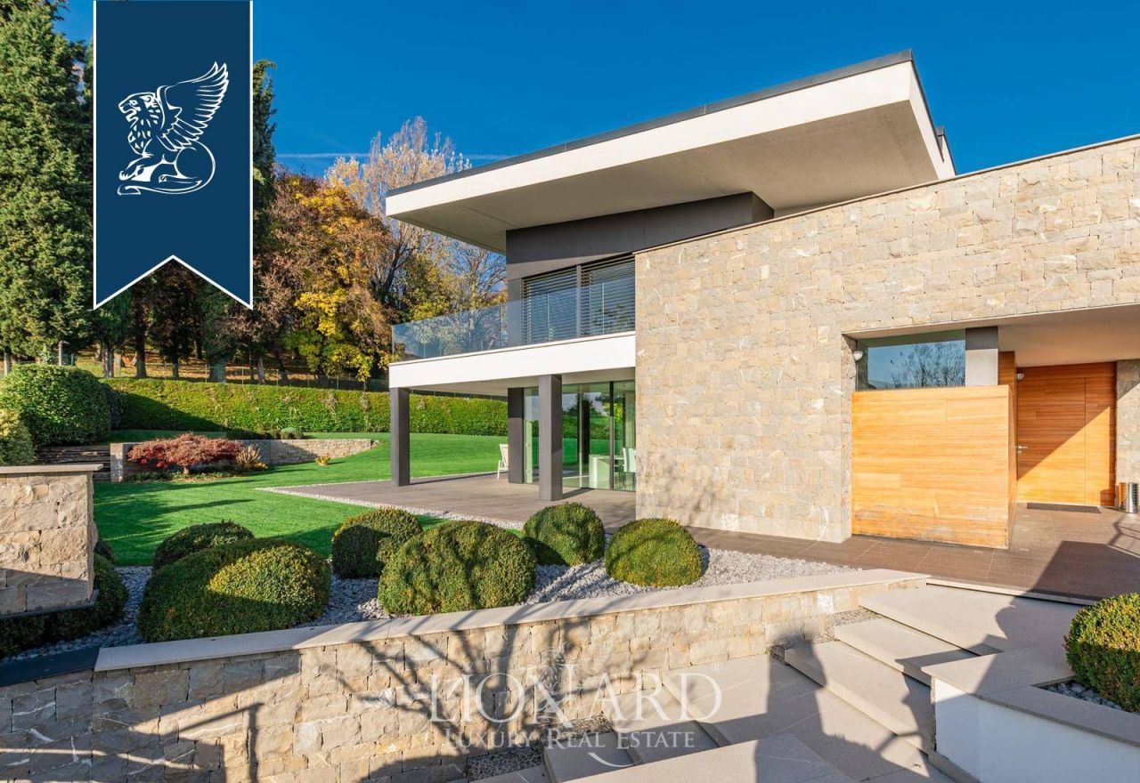 Villa a Bergamo, Italia, 700 m² - foto 6