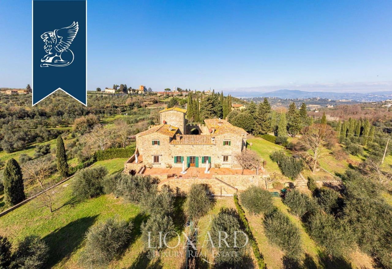 Villa à Florence, Italie, 650 m² - image 6