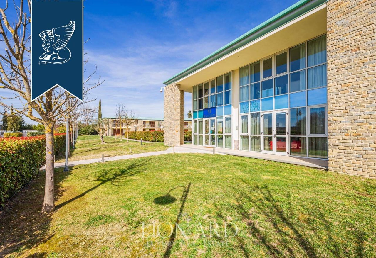 Hotel en Florencia, Italia, 4 775 m² - imagen 6