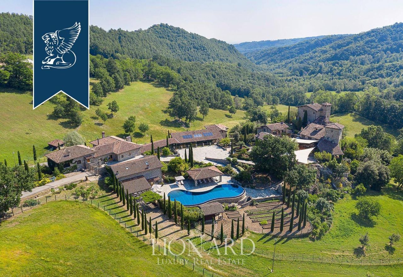 Castillo en Piacenza, Italia, 2 785 m² - imagen 6