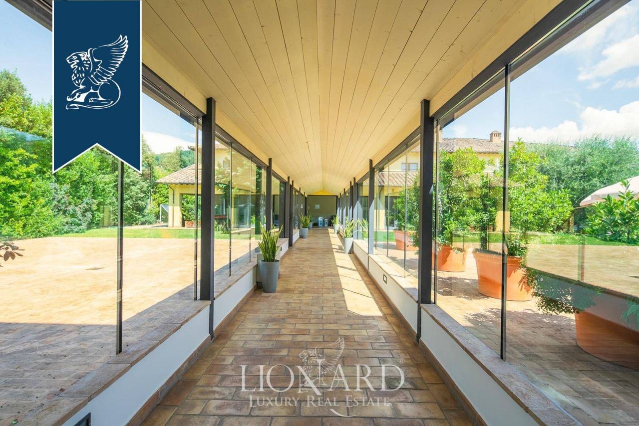 Hotel in Corciano, Italy, 3 700 m² - picture 6