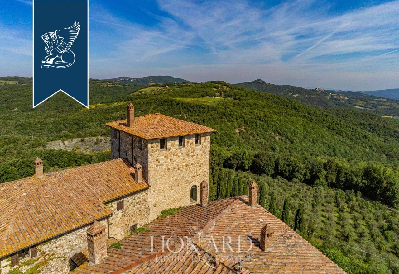 Castillo en Orbetello, Italia, 3 000 m² - imagen 6