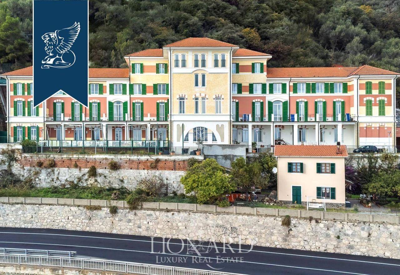 Villa in Savona, Italien, 4 280 m² - Foto 6