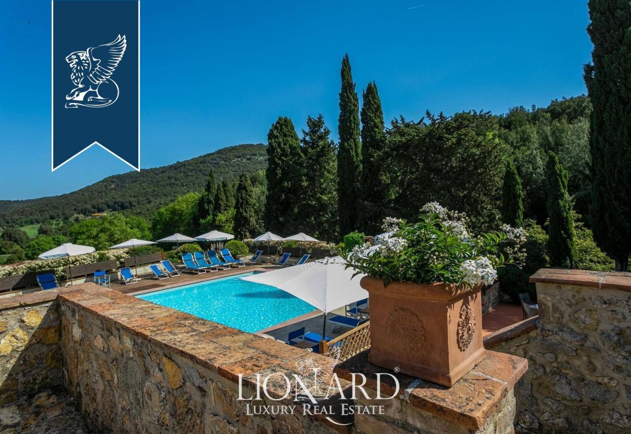 Casa en Siena, Italia, 1 900 m² - imagen 6