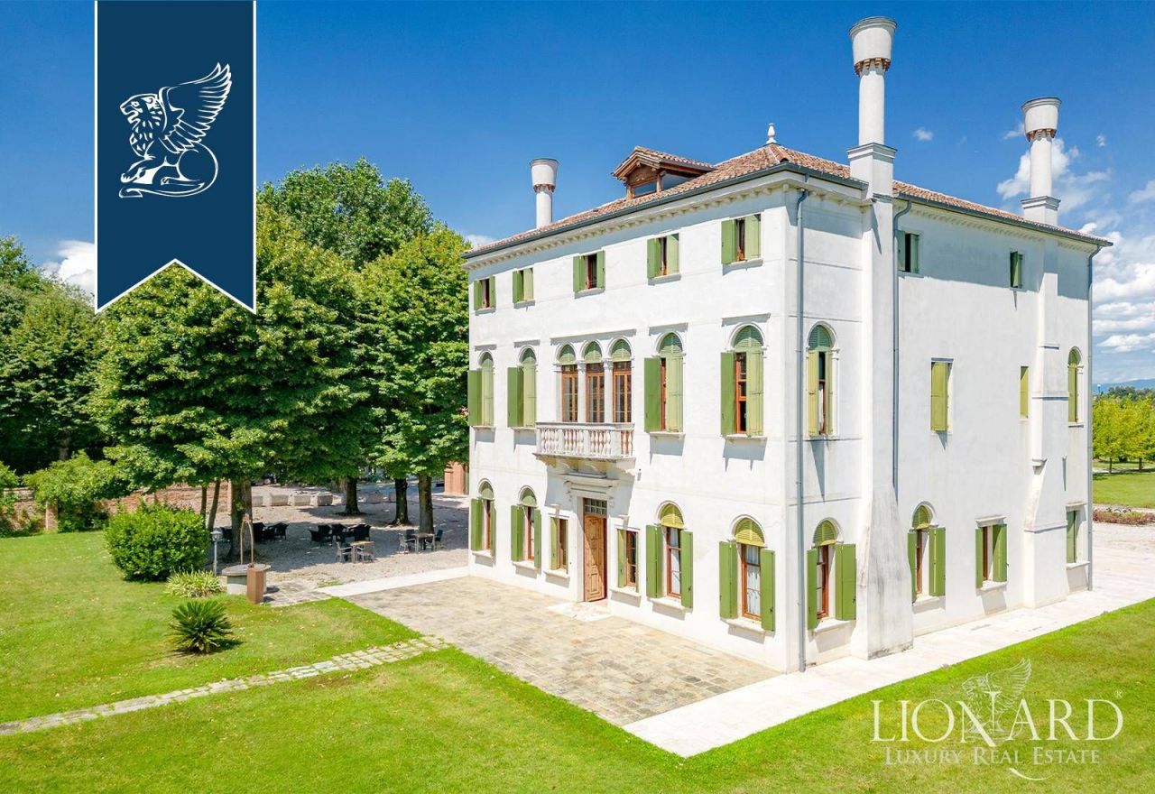 Villa à Venise, Italie, 1 600 m² - image 6