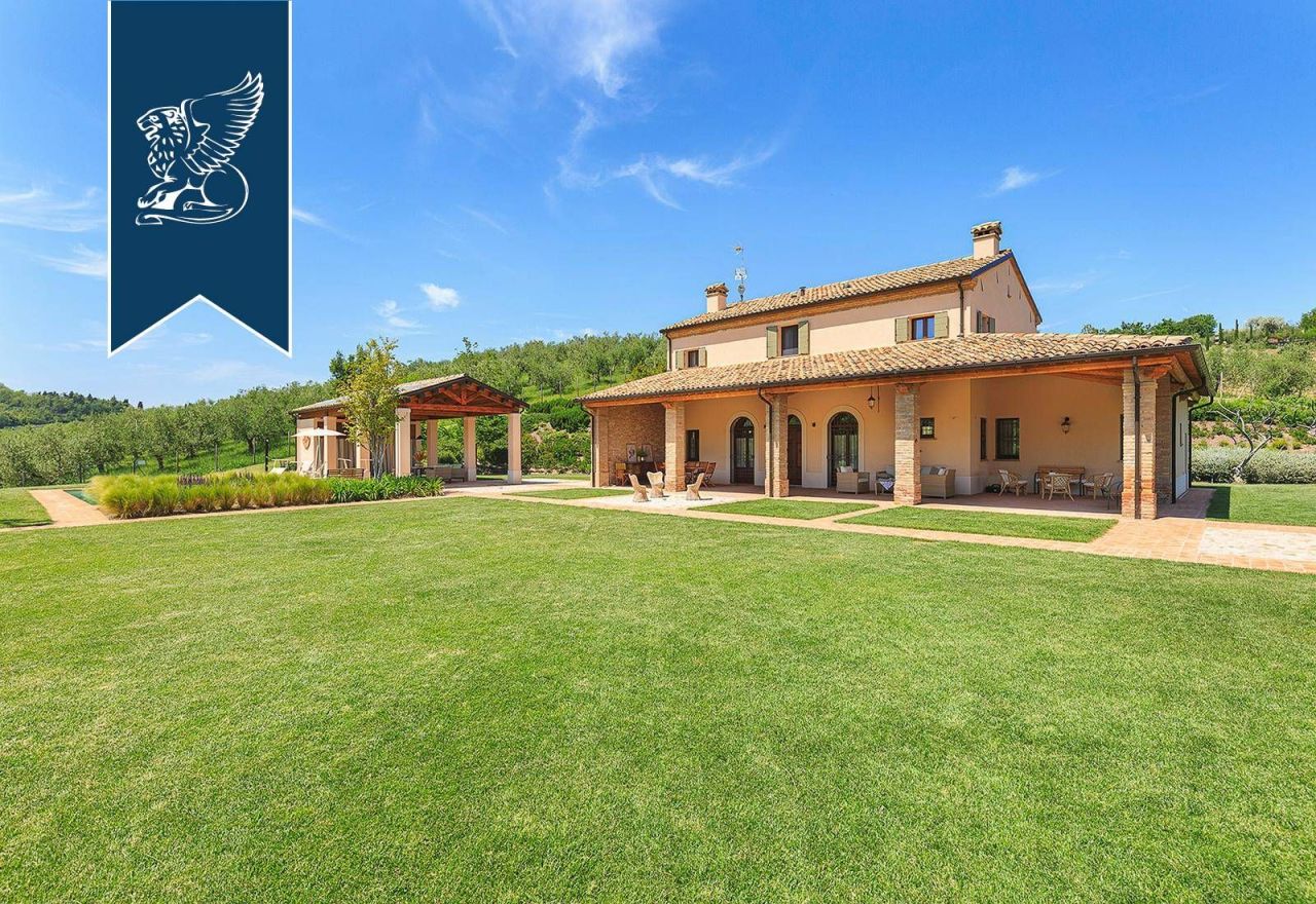 Villa in Forli-Cesena, Italy, 350 m² - picture 6