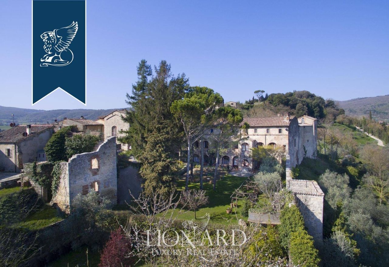 Hotel en Sarteano, Italia, 1 600 m² - imagen 6