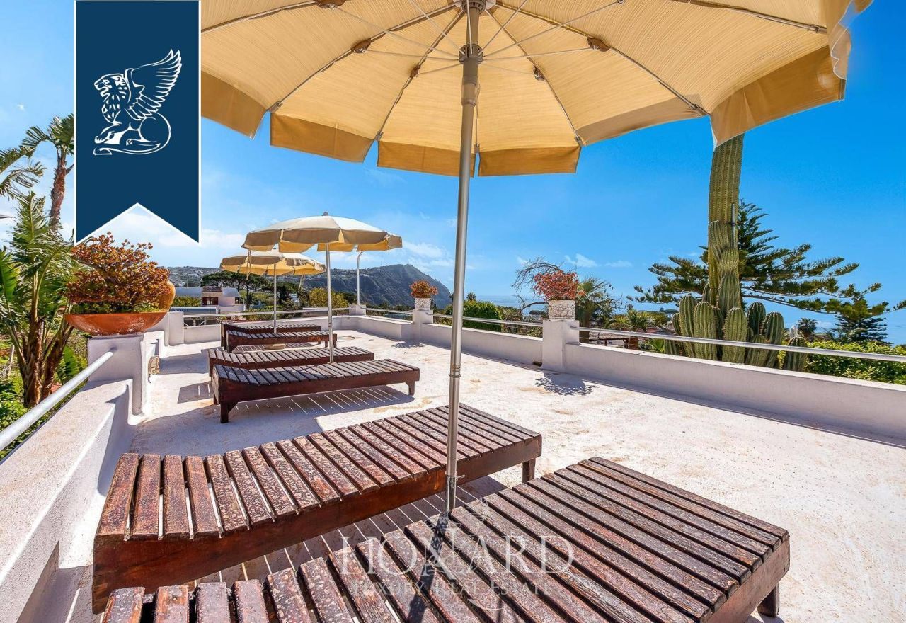 Villa a Napoli, Italia, 2 450 m² - foto 6