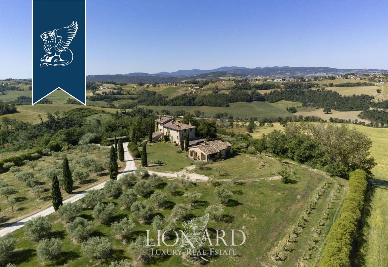 Farm in Todi, Italien, 683 m² - Foto 6