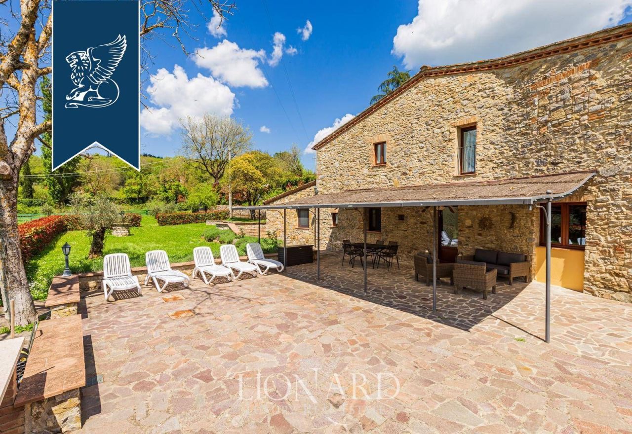 Villa à Sienne, Italie, 550 m² - image 5