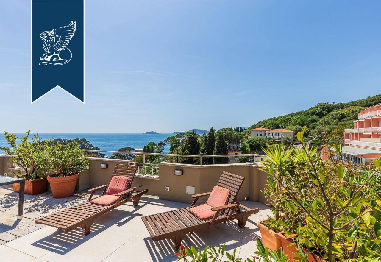 Hôtel à Lerici, Italie, 1 400 m² - image 5