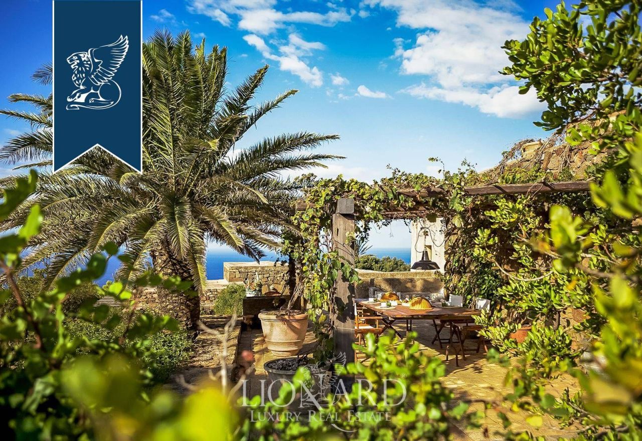 Farm on Pantelleria, Italy, 550 m² - picture 5