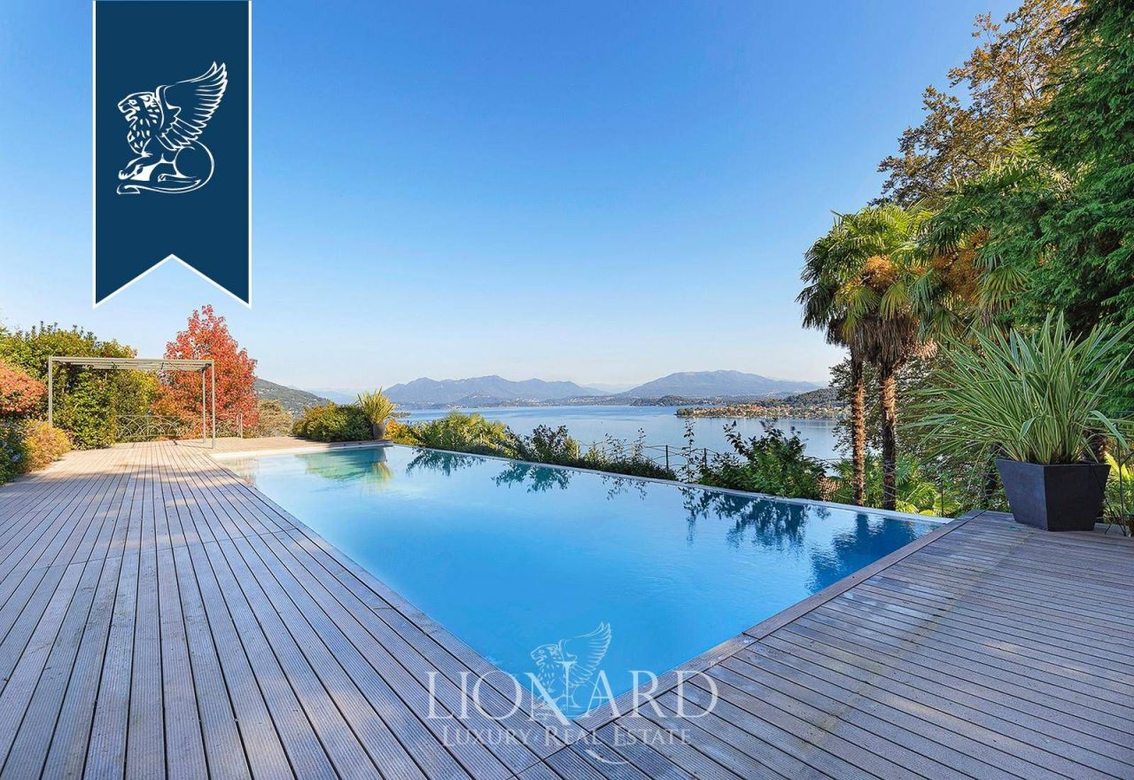 Villa in Arona, Italien, 1 000 m² - Foto 5