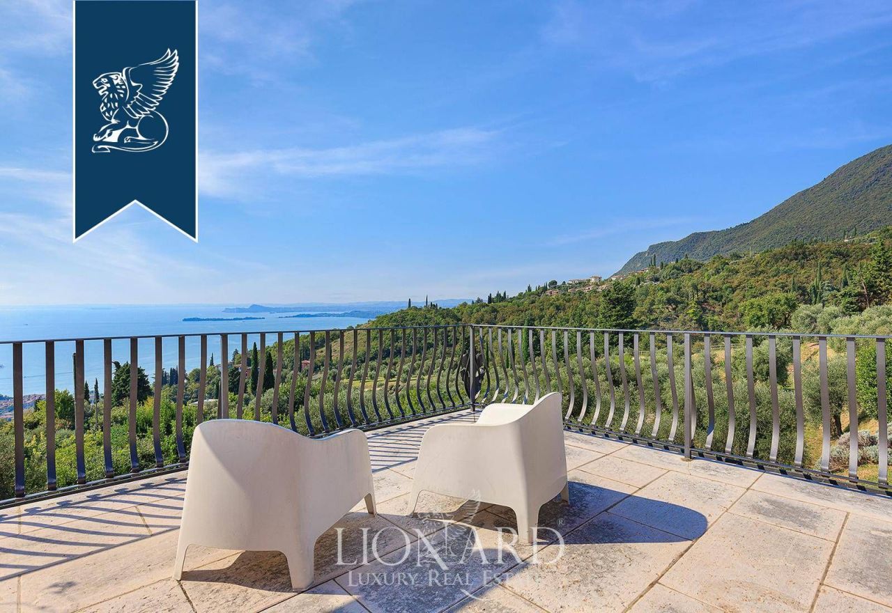 Villa in Brescia, Italy, 805 m² - picture 5