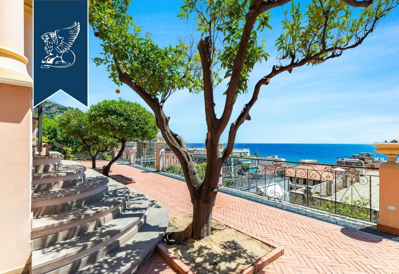 Villa in Alassio, Italy, 470 m² - picture 5