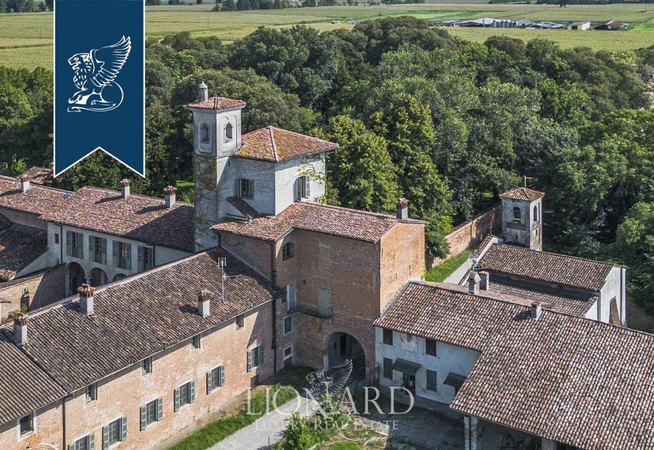 Villa in Cremona, Italien, 1 400 m² - Foto 5