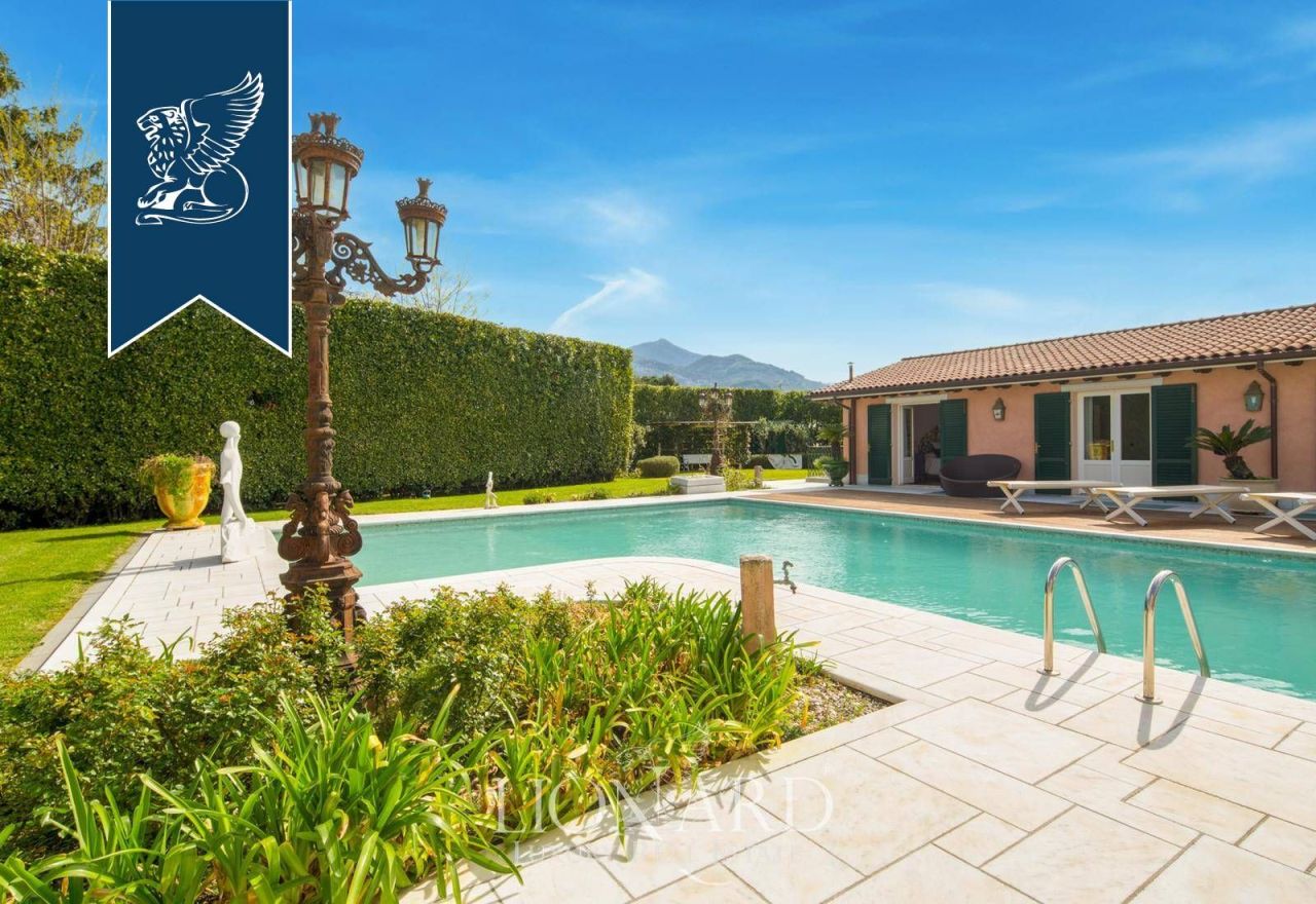 Villa in Pietrasanta, Italy, 550 m² - picture 5