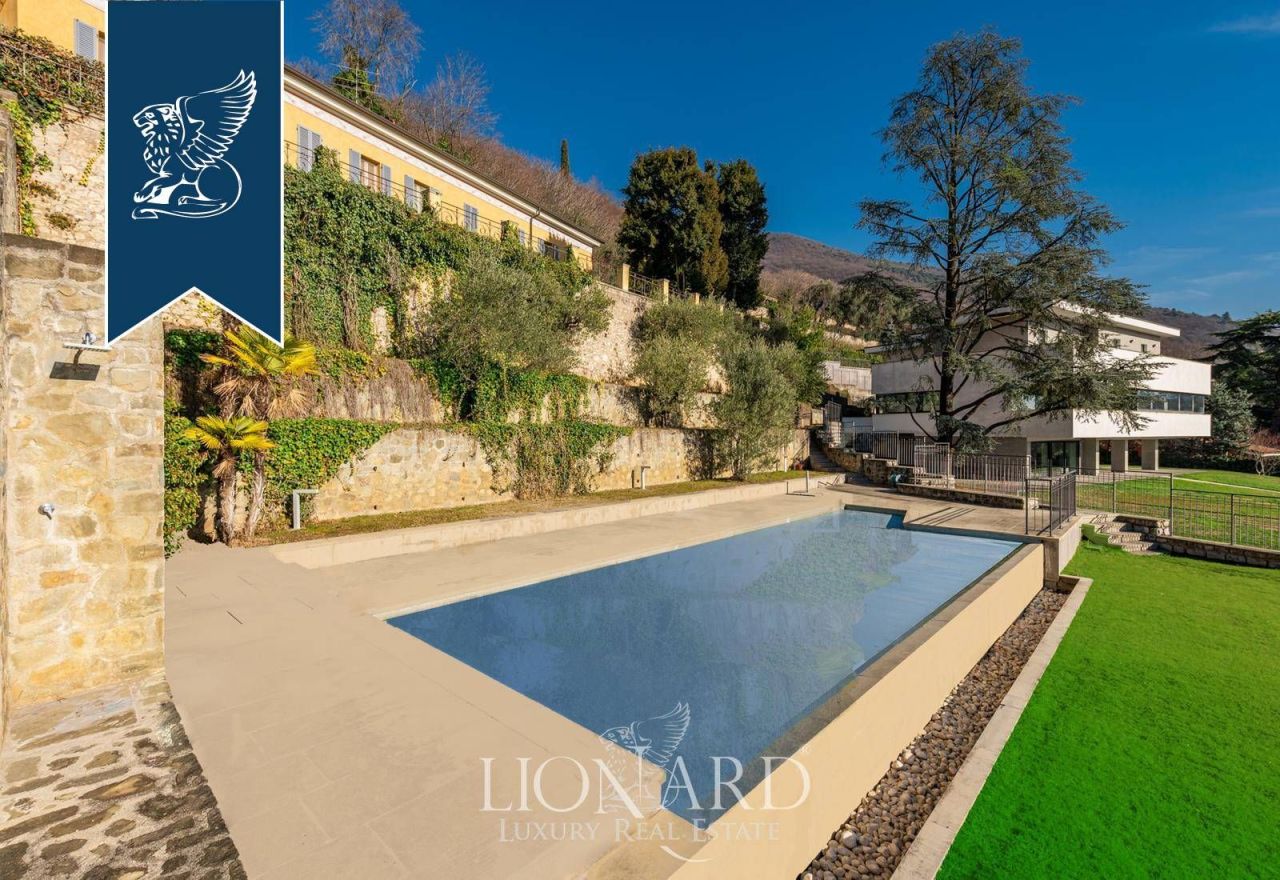 Villa a Brescia, Italia, 769 m² - foto 5