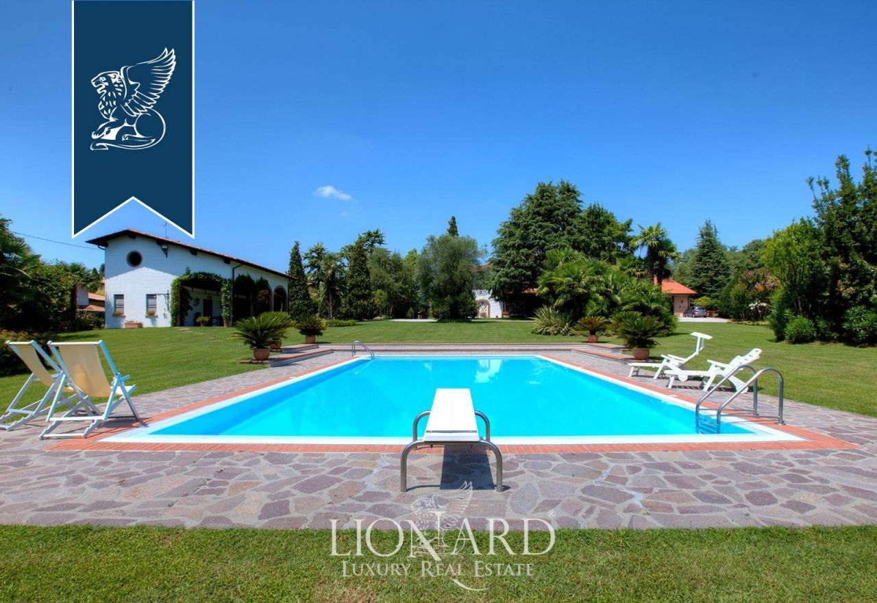 Villa a Mantova, Italia, 1 000 m² - foto 5