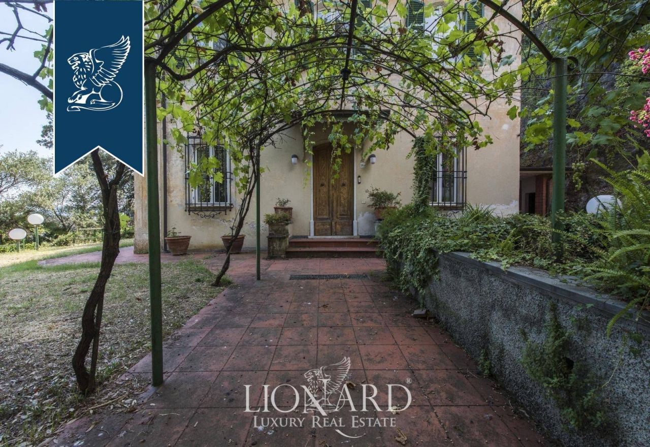 Villa in La Spezia, Italy, 600 m² - picture 5