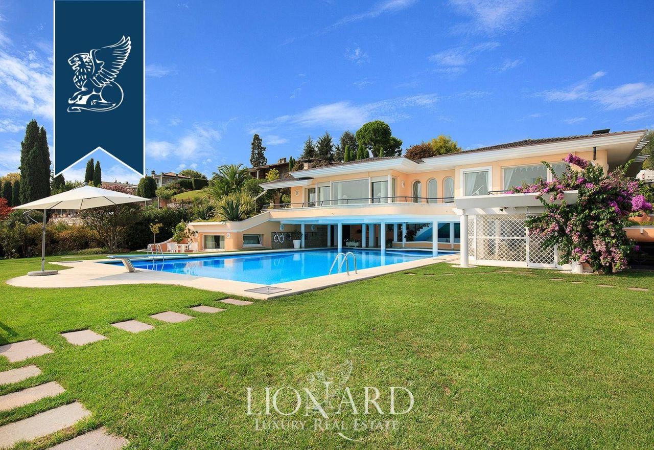 Villa in Padenghe sul Garda, Italy, 800 m² - picture 5