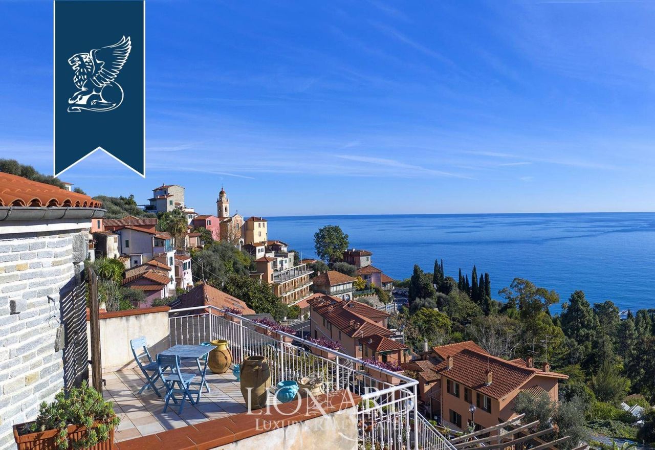 Villa in Ventimiglia, Italy, 220 m² - picture 6