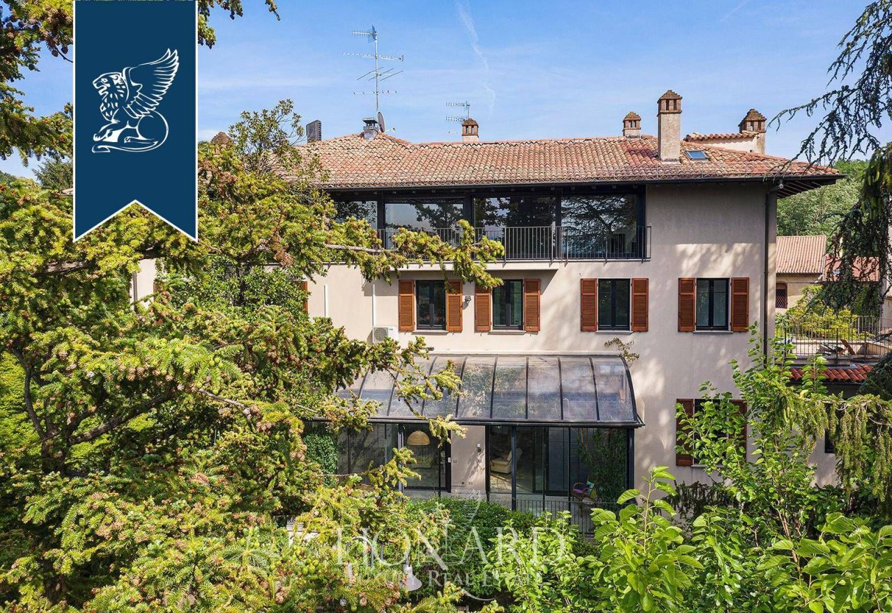 Villa a Varese, Italia, 622 m² - foto 6